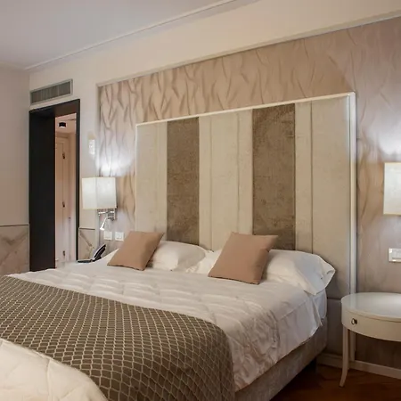 Hotell Versilia Palace