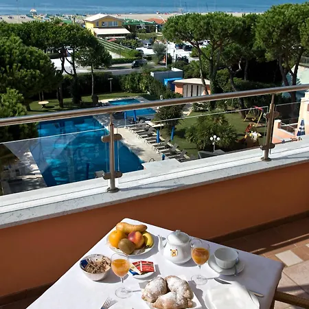 Versilia Palace Hotell