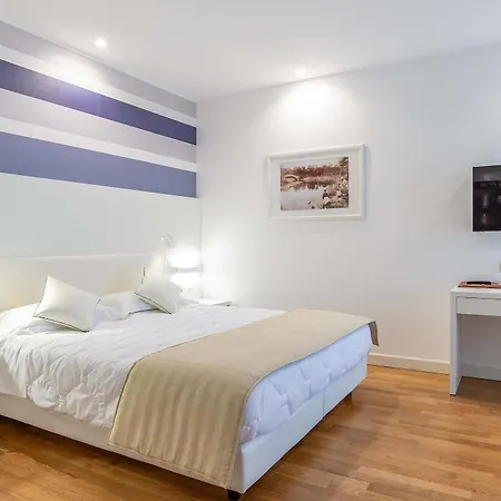 מלון Versilia Palace מרינה די פיאטרסנטה