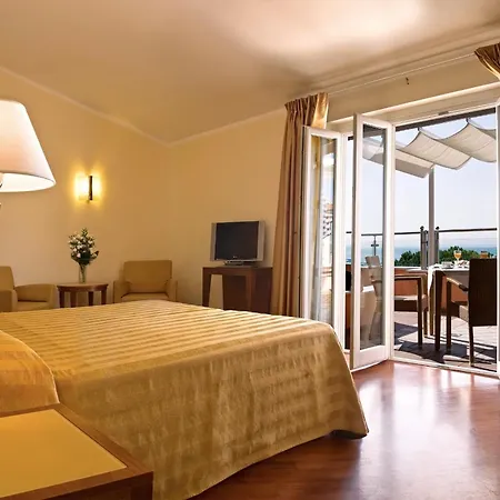 מלון Versilia Palace מרינה די פיאטרסנטה