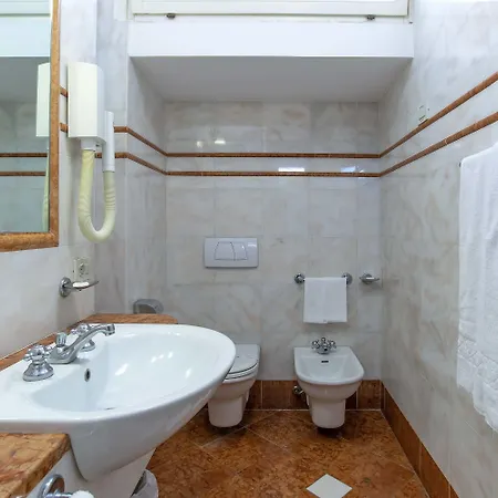 מלון Versilia Palace